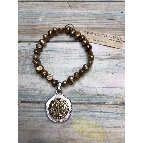 Kenneth‎ Cole Stretch Bracelet Lab Pearls Brown Silver Gold Tone Charm NWT - Picture 1 of 7